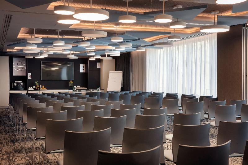 Hampton By Hilton Paris Clichy Hotel Luaran gambar